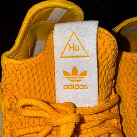Adidas Pharrell williams Hu “solid gold” tennis shoes size 9.5(Like NEW)